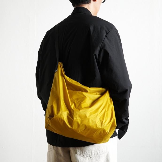 183573121 ͡ ѥå֥륷Хå -  YE 02