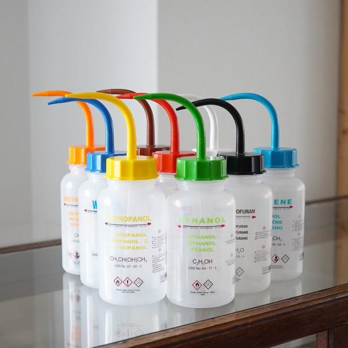 184390395 ISOLAB / Wash Bottles With Integral Tube - Methyl Ethyl Ketone/Brown ウォッシュボトル ブラウン 02