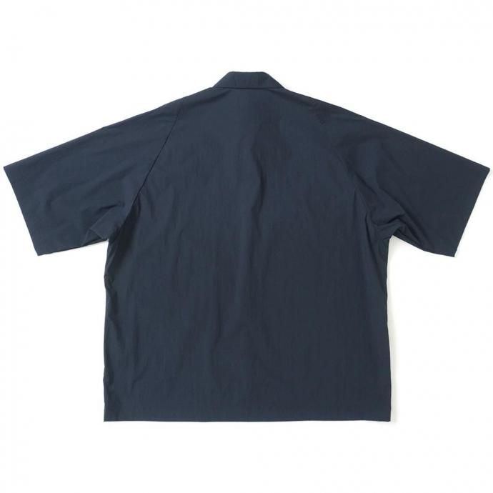 186582616 STILL BY HAND スティルバイハンド / SH01252 - NAVY ナイロン 変形ラグランスリーブ半袖シャツ 02
