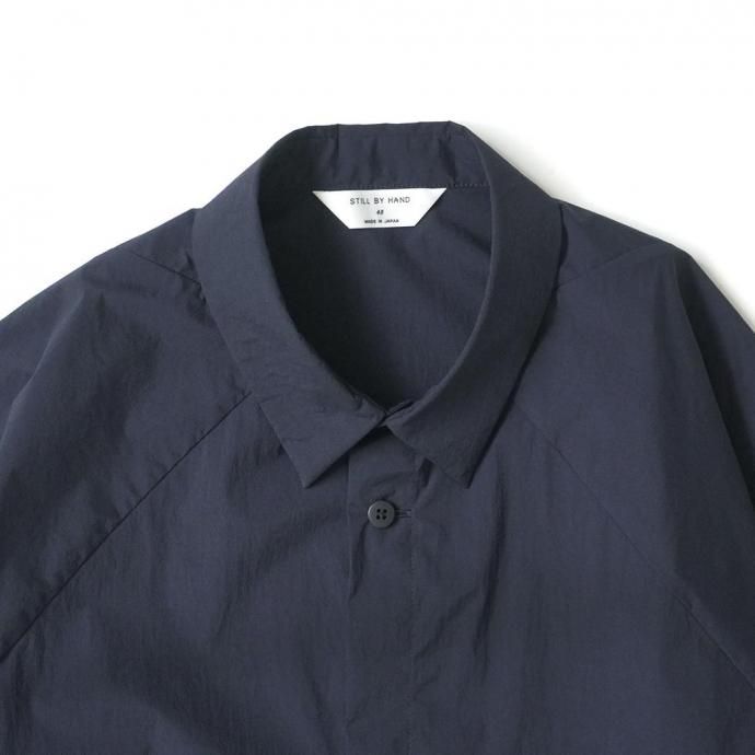 186582616 STILL BY HAND スティルバイハンド / SH01252 - NAVY ナイロン 変形ラグランスリーブ半袖シャツ 02