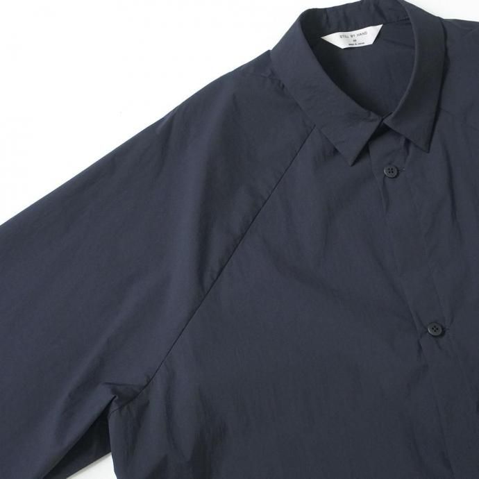 186582616 STILL BY HAND スティルバイハンド / SH01252 - NAVY ナイロン 変形ラグランスリーブ半袖シャツ 02