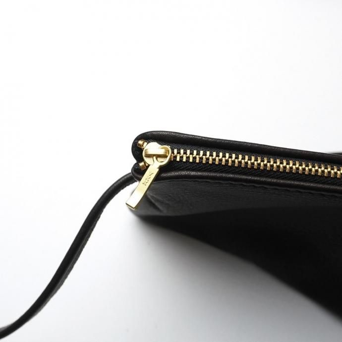 186883019 MOONSHINE LEATHER COMPANY / 6inch Zippered Pouch w/52in Leather Code - Chocolate ムーンシャインレザー ショルダーポーチ<img class='new_mark_img2' src='https://img.shop-pro.jp/img/new/icons47.gif' style='border:none;display:inline;margin:0px;padding:0px;width:auto;' /> 02