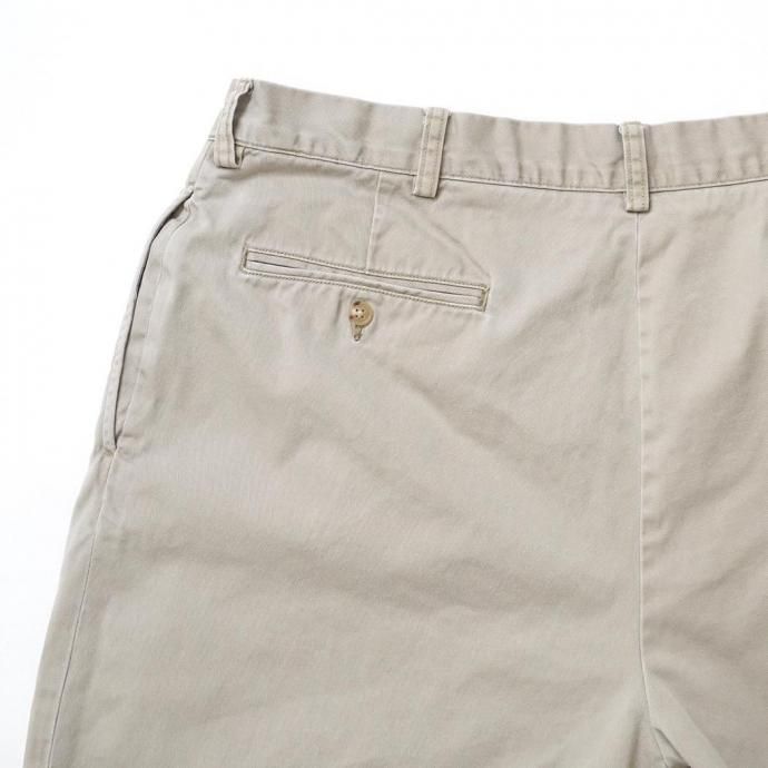 187193175 USED / Polo Ralph Lauren CLASSIC FIT PLEATED 9