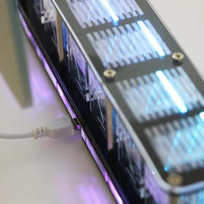 187330735 RGB TUBE CLOCK ニキシー管風置時計 UNCOMMON CARRY / RGB チューブ クロック 02