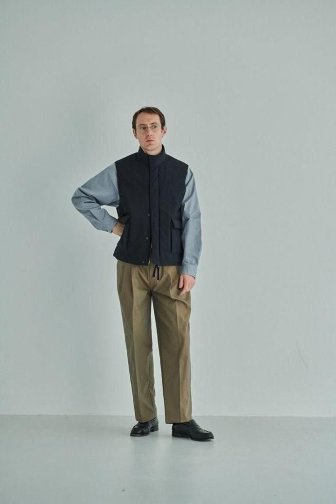 188521447 STILL BY HAND スティルバイハンド / PT06253 - BLACK NAVY ディープ2タックパンツ 02