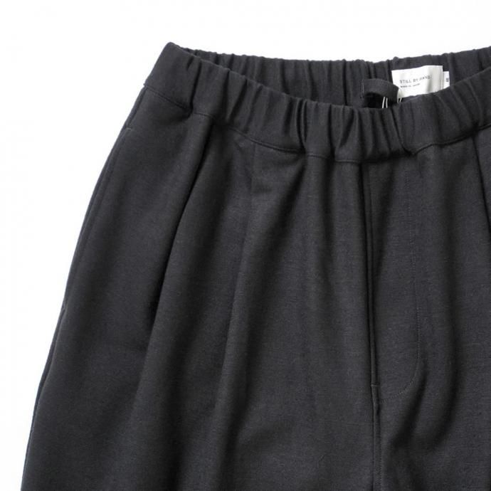 188522911 STILL BY HAND スティルバイハンド / CS04253 - CHARCOAL ウールジャージー 2タックパンツ 02