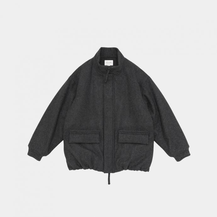 188593918 STILL BY HAND スティルバイハンド / BL07253 - CHARCOAL パデッド ウールブルゾン 01