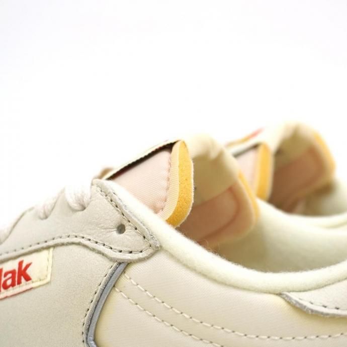 188680033 Reebok x Kodak / CLUB C 85 - Chalk/Cream/Red ꡼ܥå å ֥ 85 100228863 02