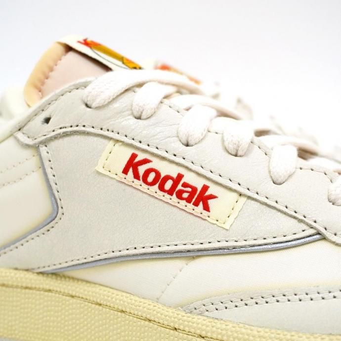 188680033 Reebok x Kodak / CLUB C 85 - Chalk/Cream/Red ꡼ܥå å ֥ 85 100228863 02