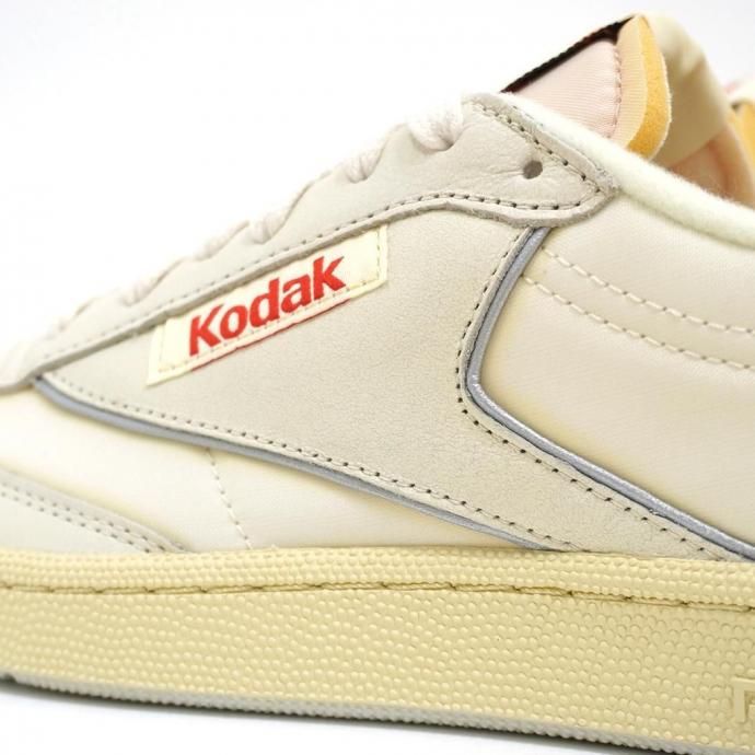 188680033 Reebok x Kodak / CLUB C 85 - Chalk/Cream/Red ꡼ܥå å ֥ 85 100228863 02