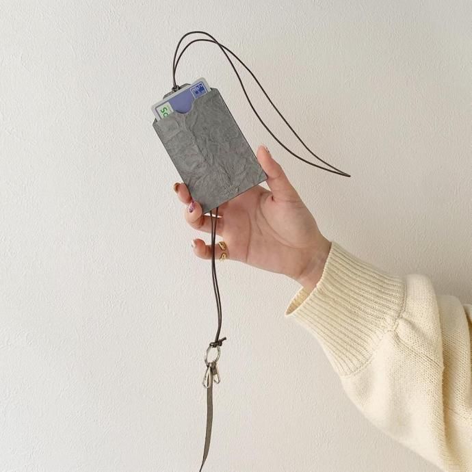 157076918black i ro se / ACC-P12 / PAPER LEATHER KEY/CARD HOLDER - BLACK 02