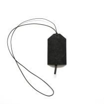 i ro se / ACC-P12 / PAPER LEATHER KEY/CARD HOLDER - BLACK