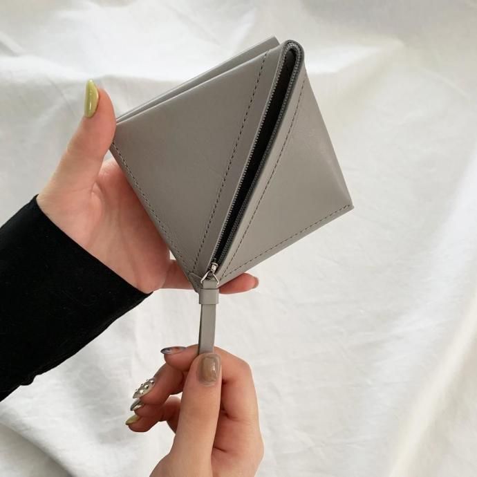 157078215black i ro se / ACC-SS1 / SLANT SHORT WALLET ޤ - BLACK 02