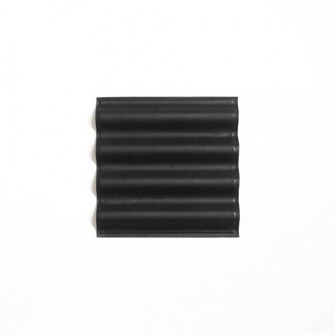 187129368 i ro se / ACC-W01-3 WAVE LEATHER TRAY SQUARE-S  쥶  ȥ쥤 S - BLACK 02