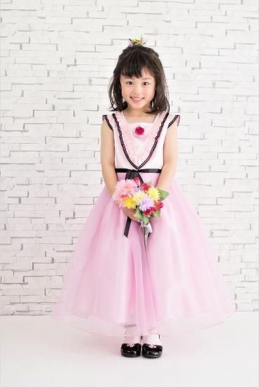 アウトレットドレス ピンクと黒と赤いバラの子供ドレス 子供ドレス 発表会ドレスの Lovely Grace アウトレットドレス ピンクと黒と赤いバラの子供ドレス 子供ドレス 発表会ドレスの Lovely Grace