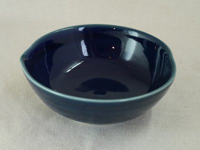 九谷青窯　瑠璃釉　4.5寸桃型鉢