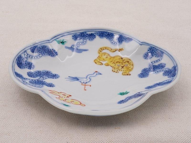 中町いずみ 色絵松に鳥獣紋 木瓜皿 | 九谷焼 | 東京 南青山の和食器