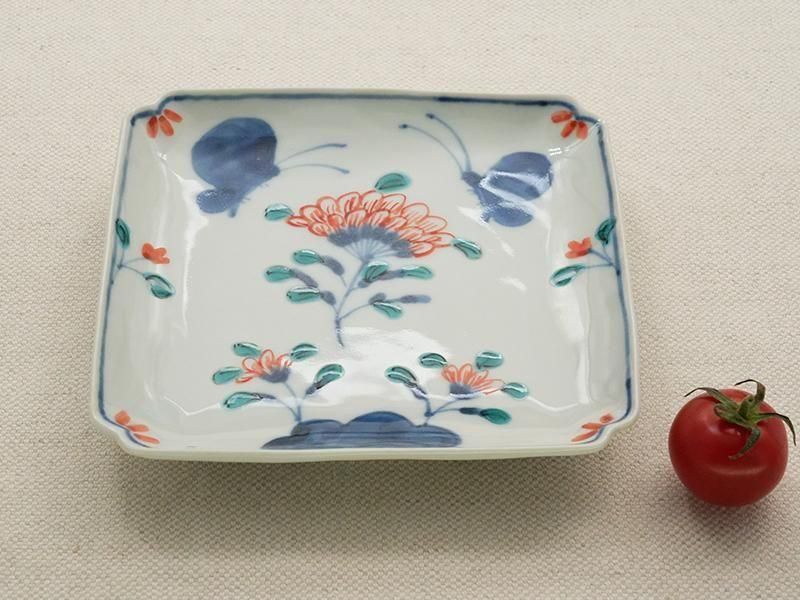 九谷　色絵　草花に蝶の図　角皿　5枚　D597A- BCp 九谷 色絵 草花に蝶の図 角皿 5枚 D597A- BCp 九谷 色絵 草花