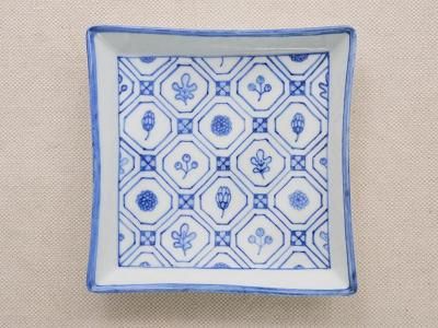 中国　新渡　青花梅図　中皿　五枚　時代箱　D　R3722 中皿 | 東京 南青山の和食器専門店 うつわ大福の通販サイト