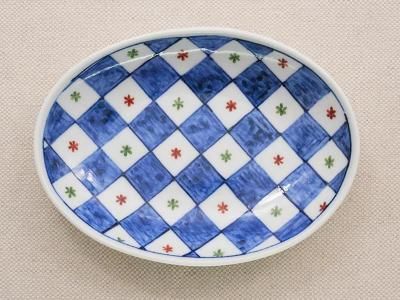 中国古玩　青花　大蓋物　タエサ　幅約19㎝　東な6-0406② ☆】明代 古染付中皿 青華 虫喰い 砂高台 中国古美術 名品（中国