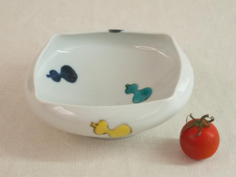 新品未使用　九谷焼 萠窯 色絵 四方鉢 吉祥文 深皿 角鉢 新品未使用 九谷焼 萠窯 色絵 四方鉢 吉祥文 深皿 角鉢 - メルカリ