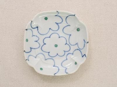 堀畑蘭 色絵花曇 隅入り豆皿 青 | 九谷焼 | 東京 南青山の和食器専門店