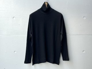 NO CONTROL AIR 2/72 Offscale wool rib jersey turtle neck
