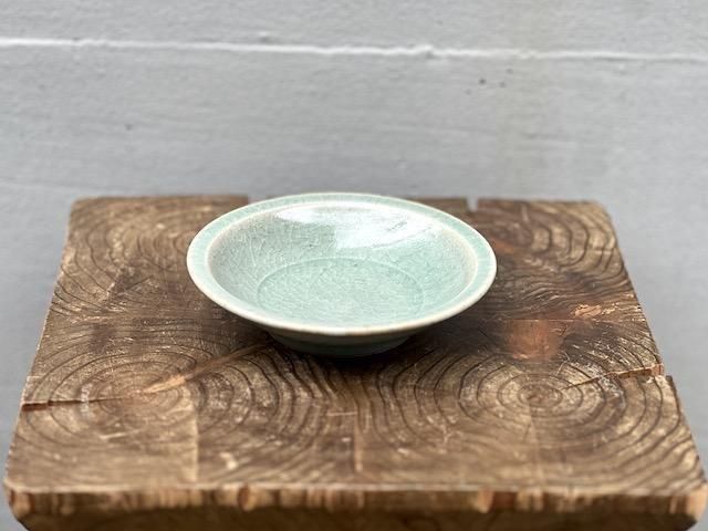 美品　風見窯 杉田貴亮３点セット〜 5寸深皿、7寸深皿、4寸白堆線輪花小鉢 風見窯 杉田貴亮 セット 7寸深皿白+5寸深皿白+4寸白堆線輪花小鉢