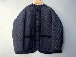 <img class='new_mark_img1' src='https://img.shop-pro.jp/img/new/icons14.gif' style='border:none;display:inline;margin:0px;padding:0px;width:auto;' />FIRMUM Quilting liner blouson