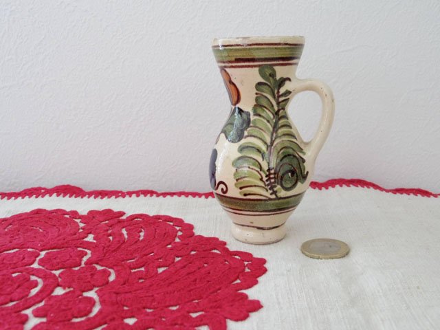 ルーマニア コロンド村の陶器の小さな花瓶 水差し 緑・Romania Korond pottery vase small green- ～ヨーロッパ  蚤の市～ 西欧 東欧 雑貨 ピーパチ アンティーク PIPACS ANTIQUES