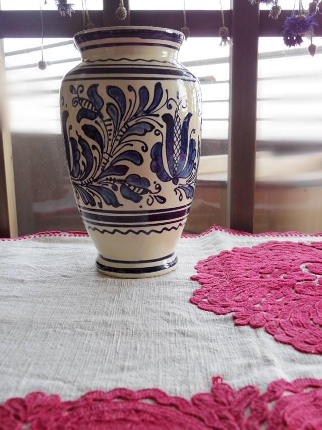 ルーマニア コロンド村の陶器の花瓶 大きい 青・Romania Korond ルーマニア コロンド村の陶器の花瓶 大きい 青・Romania Korond