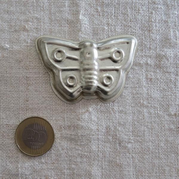 チェコ 蝶 お菓子の型 クッキー型 モールド 珍しいハンドメイド材料