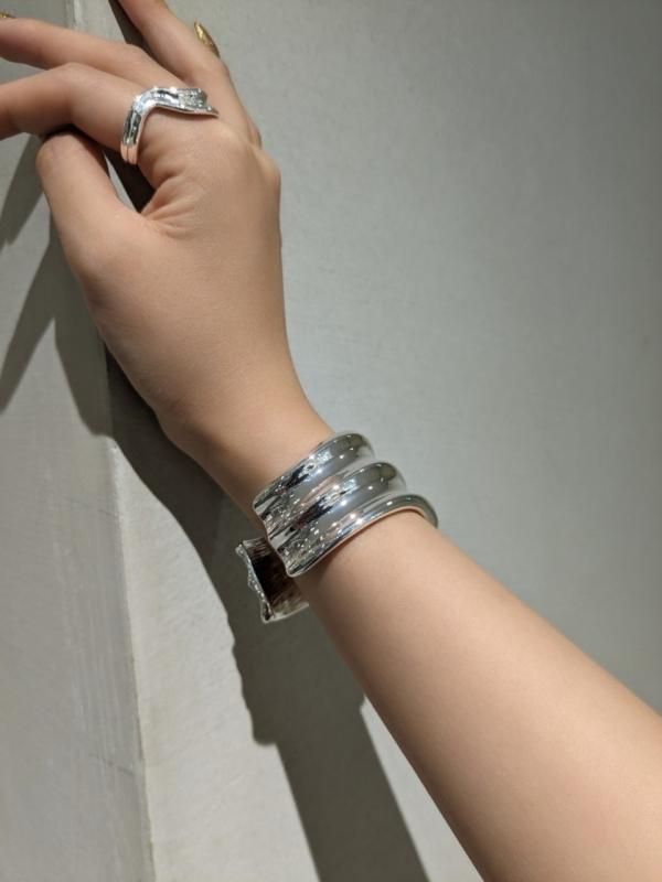 [Nothing And Others]Step line Bangle