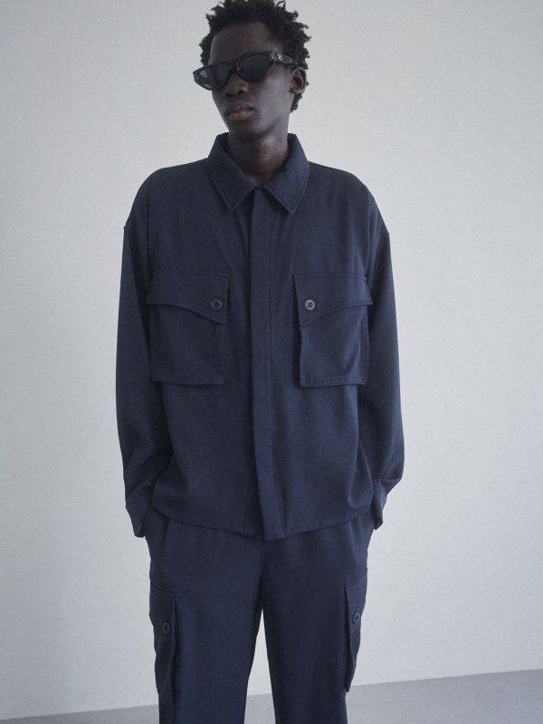 ͽ [EKAT (UNISEX)] SAFARI POCKET SHIRTS / NAVY