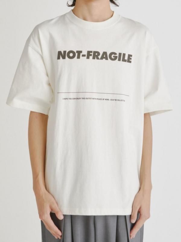 [EKAT (UNISEX)] NOT-FRAGILE LOGO T-SHIRT