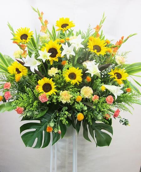 中野サンプラザへのお届けスタンド花 中野サンプラザへのお届けスタンド花
