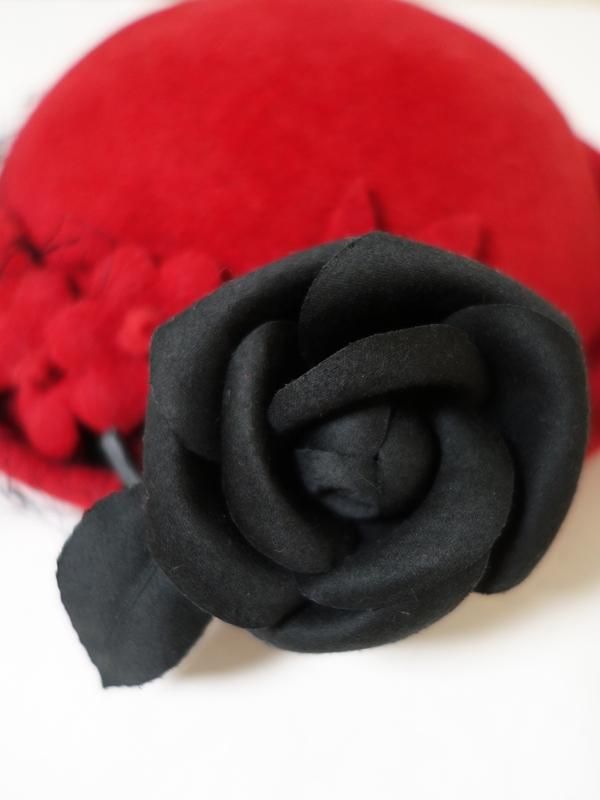 赤・黒お花付き☆レトロMODEハットヘッドドレス -