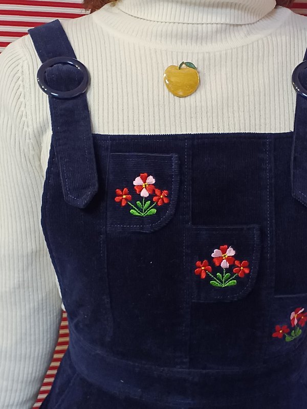 レトロお花刺繍♪ダークネイビーコーデュロイワンピ -