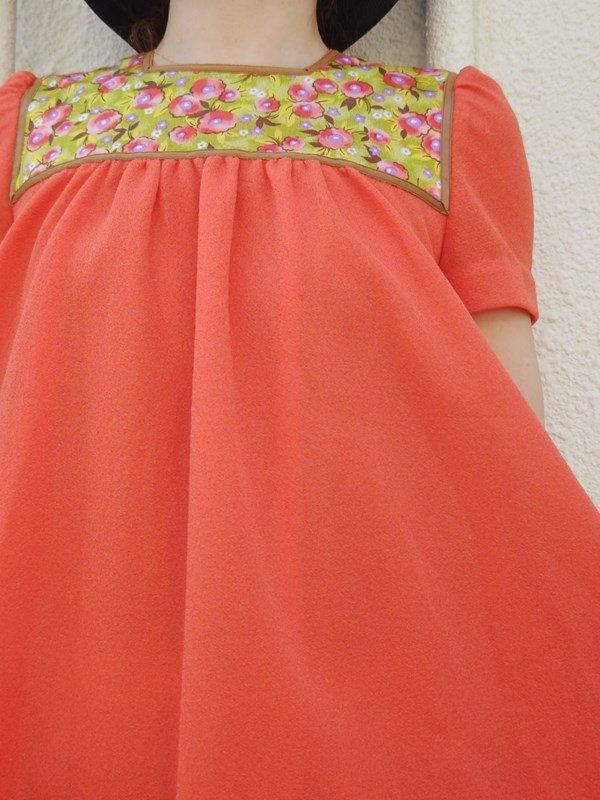 古着 70年代 刺繍入りオレンジAライン チュニック