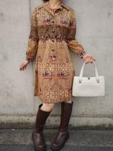 taiyaki様おまとめ専用◎昭和レトロ 小花柄ワンピース 清楚系ガーリー日本製 レトロガーリー♡花柄刺繍ワンピース レディース服 春夏 秋 半袖