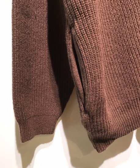 UNIVERSAL PRODUCTS《ユニバーサルプロダクツ》CARDED MERINO WOOL 