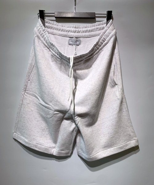 UNIVERSAL PRODUCTS《ユニバーサルプロダクツ》- YAAH SWEAT SHORTS