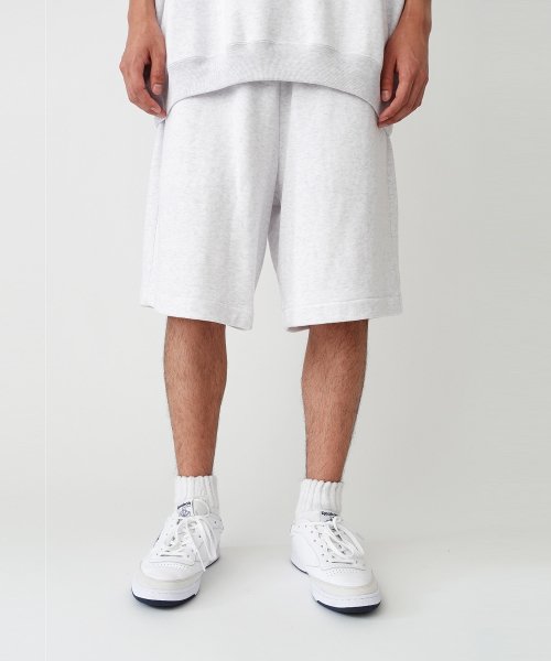 UNIVERSAL PRODUCTS《ユニバーサルプロダクツ》- YAAH SWEAT SHORTS