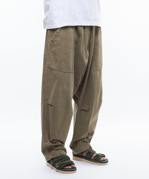 Liberaiders《リべレイダース》GARMENTDYED HERRINGBONE PANTS