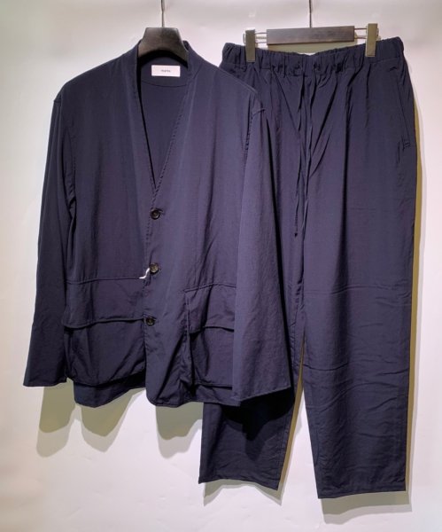 marka《マーカ》COCOON FIT EASY PANTS -2/90 WOOL TROPICAL(M22B