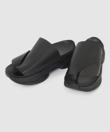 LAD MUSICIAN <BR>COW LEATHER SANDAL