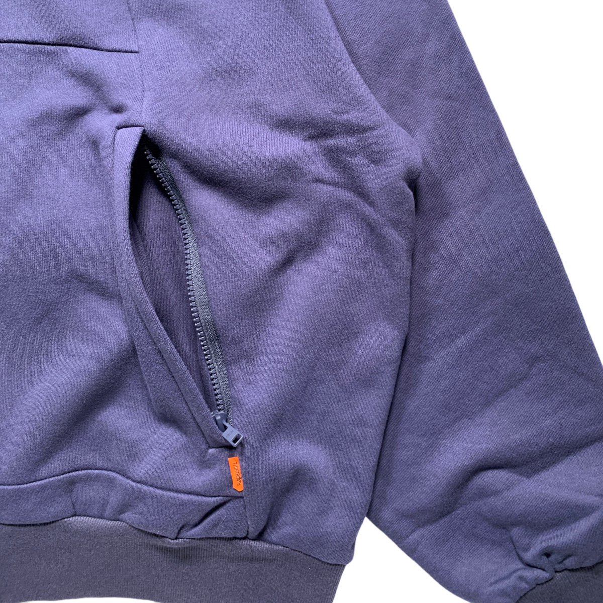 TIGHTBOOTH《タイトブース》PYRAMID ZIP HOODIE(FW23-SW02) | 公式通販