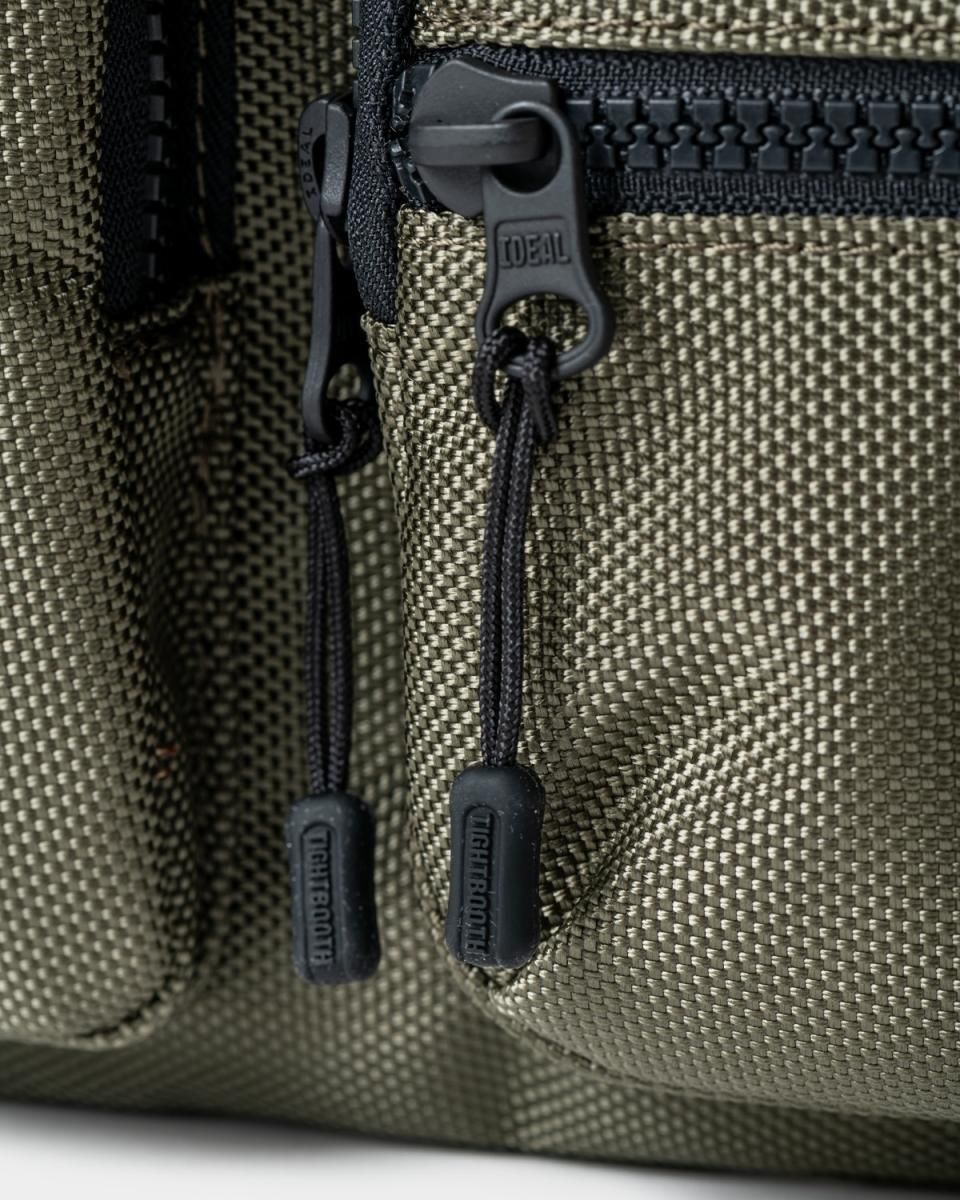 【美品・入手困難モデル】タイトブース ハンドバッグ 黒 YKK製 止水ジップ 楽天市場】【CP利用2980→2680】男女兼用 ショルダーバッグ