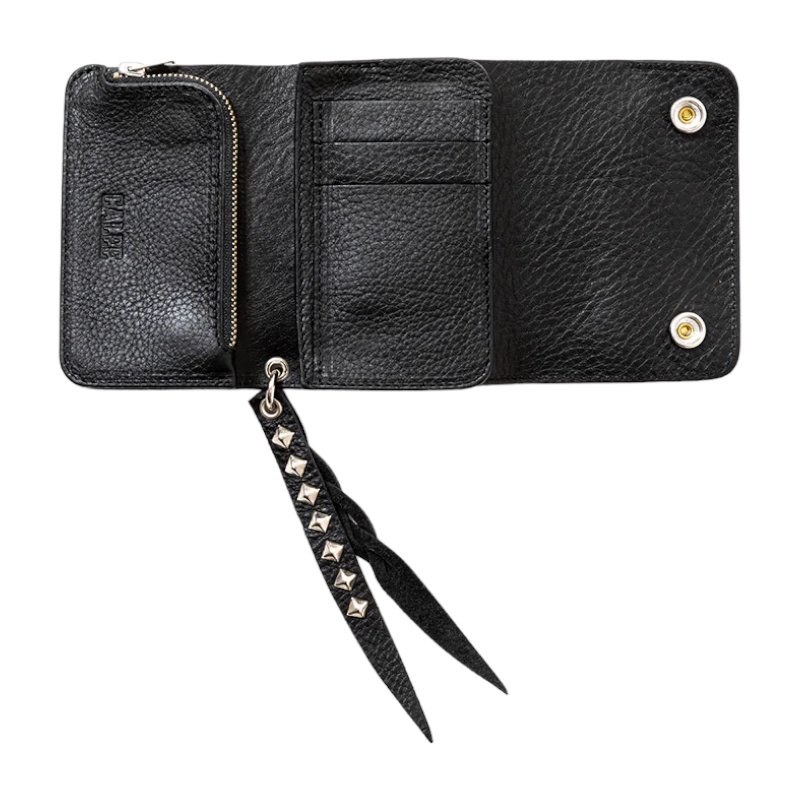 CALEE《キャリー》PLANE LEATHER FLAP HALF WALLET ＜STUDS CHARM ...
