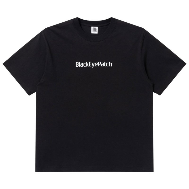 BlackEyePatch《ブラックアイパッチ》| PLATFORM LOGO TEE(BEPSS24TE17) | 公式通販 |  BlackSheep【ブラックシープ】Official Online Store